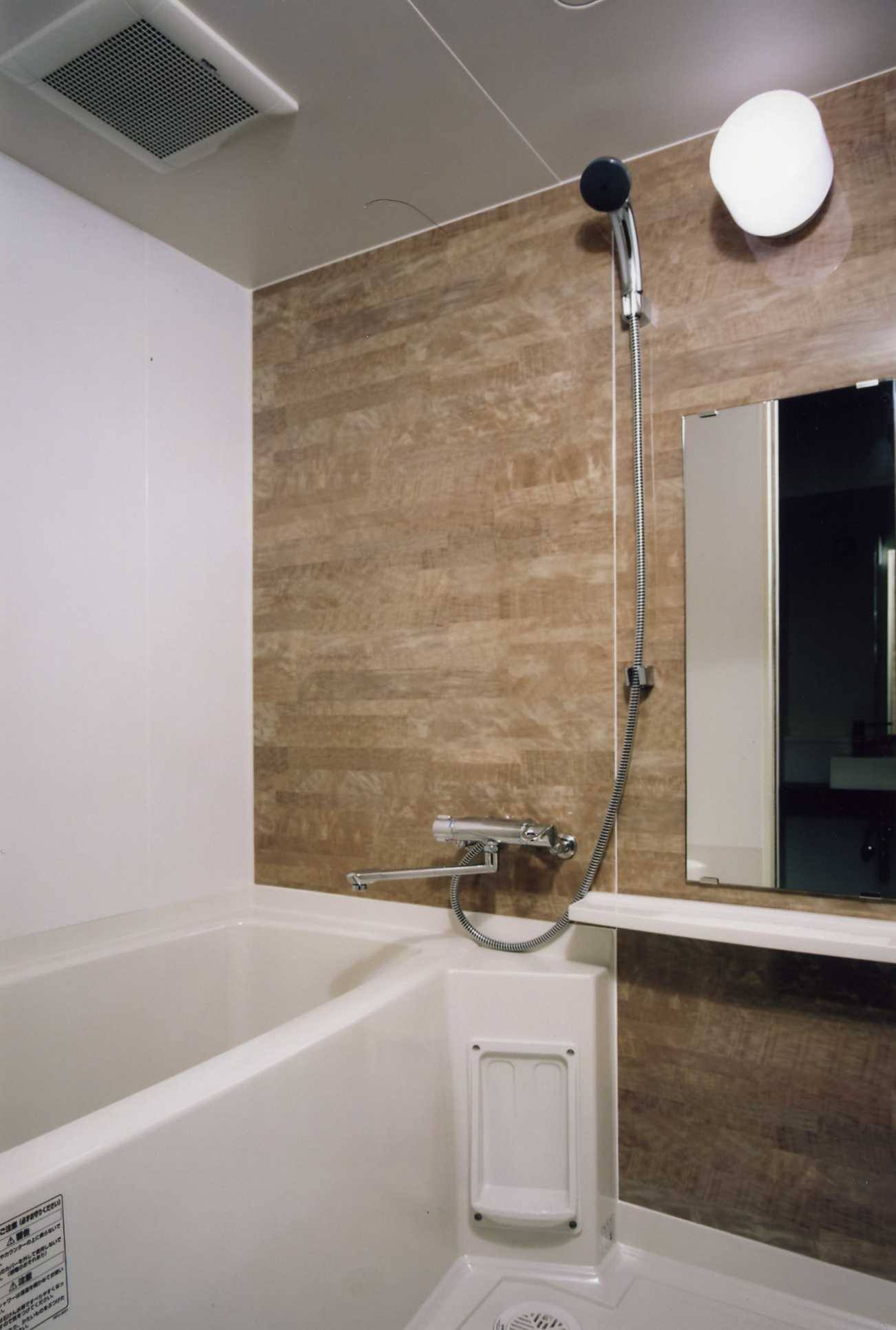 サヴォイフェアリーパーク　９階の浴室|別号室のものです。現状優先になります。