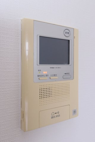 サヴォイフェアリーパーク　９階のセキュリティ|別号室のものです。現状優先になります。