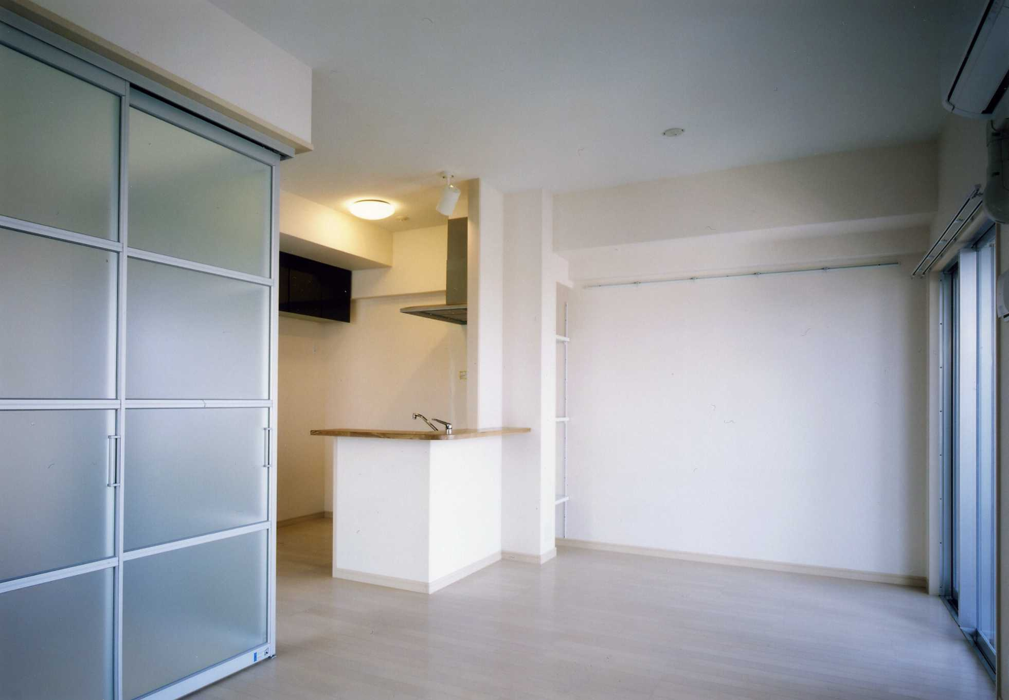 サヴォイフェアリーパーク　９階の居間・リビング|初期費用分割可能です。
別号室のものです。現状優先になります。