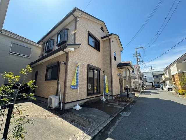 岸和田市並松町　戸建　の前面道路含む現地写真|令和6年4月撮影