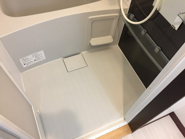 【浴室】 | ヒルズ安里 | ※退去前の為、写真と現状が異なる場合がございます