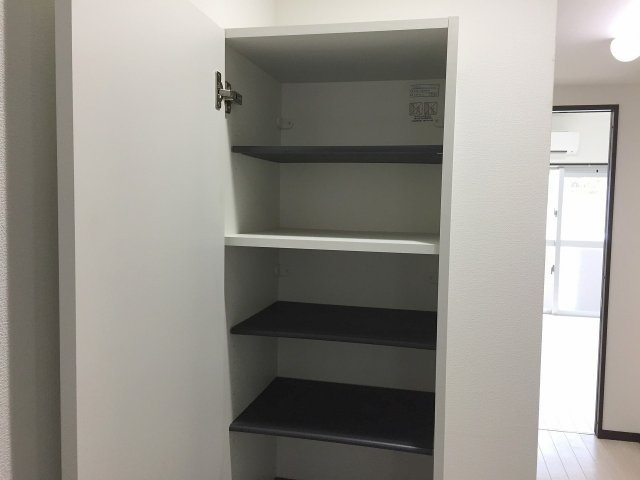 【玄関】 | ヒルズ安里 | ※退去前の為、写真と現状が異なる場合がございます