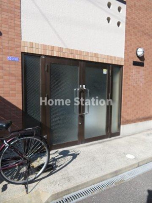 【エントランス】 | トラッディハウスさぎす