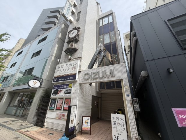 【外観】 | オーイズミオーイービル | 前面バス通り