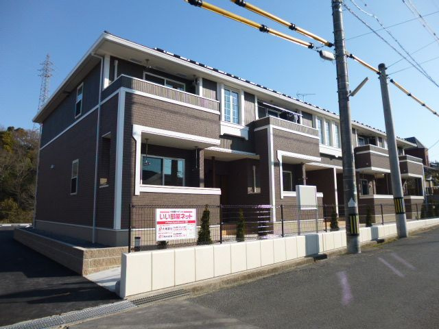 都窪郡早島町若宮のアパートの外観