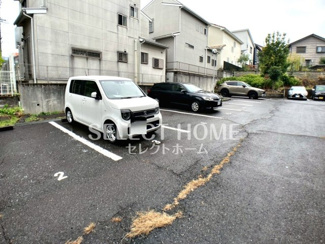 【駐車場】 | 駐車場があるので、車を買う予定の方も安心です