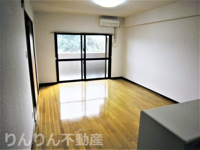 【居間・リビング】 | フェリーチェ・レジデンツァ | ゆったり過ごせるリビングです