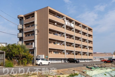 【駐車場】 | フェリーチェ・レジデンツァ | 駐車場があるので、車を買う予定の方も安心です