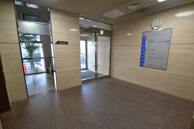 【エントランス】 | 和光楽々園ビル