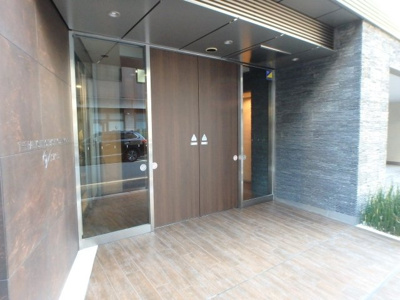 【エントランス】 | ＴＨＥパームス日本橋小伝馬町ヴィサージュ