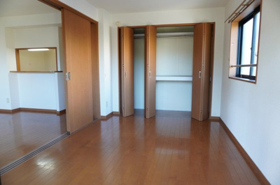 【内装】 | フルスパシエンテ