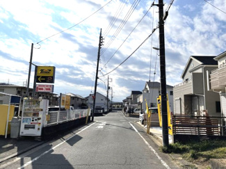 【前面道路含む現地写真】
