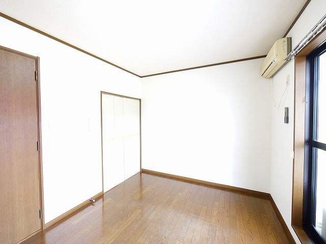 ラポール田井庄B