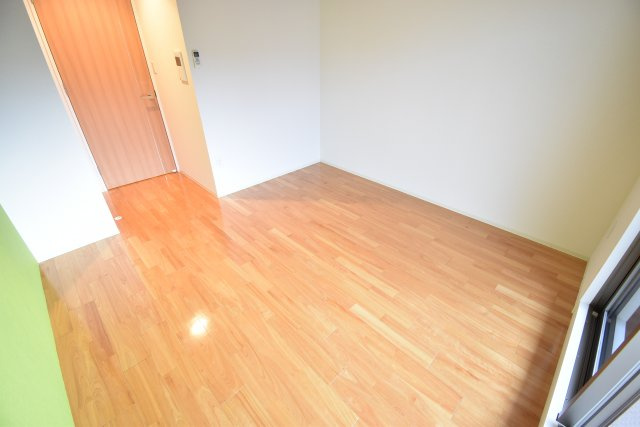 ラシーヌ日本橋の洋室