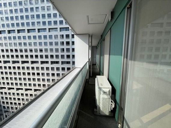 港区芝浦３丁目の賃貸マンションのバルコニー|同反転タイプ参照