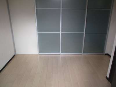 【内装】 | ハピネス