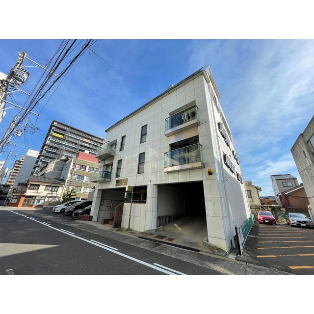 岐阜市殿町１丁目の店舗一部の外観