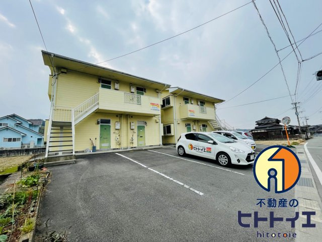 ツインコーポ井手口の駐車場