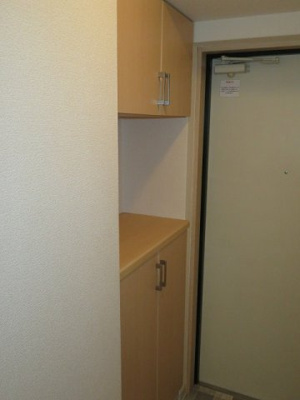 【玄関】 | フローラルコート