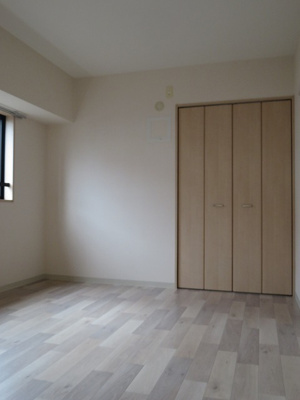 【洋室】 | フローラルコート