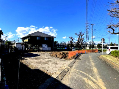 【前面道路含む現地写真】 | 仲介手数料無料　日野市平山4丁目新築戸建て4棟　4号棟