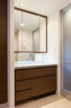 千代田区平河町２丁目の賃貸マンション