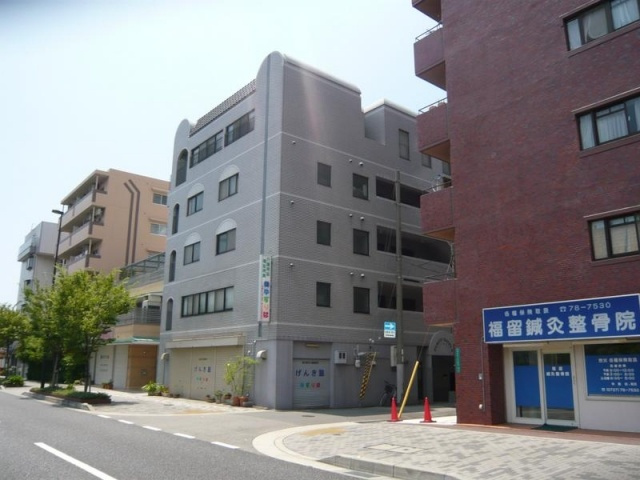 ファミリーコーポ９