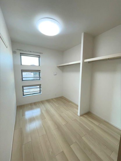 【収納】 | ポルテ・コート | 内装は落ち着いています