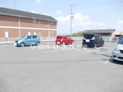 【駐車場】 | ル・グラン・リヴィエール