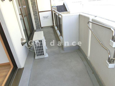 【バルコニー】 | ル・グラン・リヴィエール