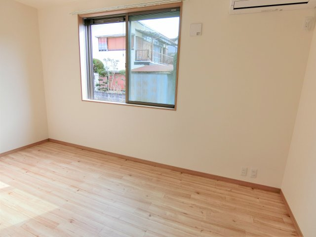 リーフィアⅠ号棟の居間・リビング