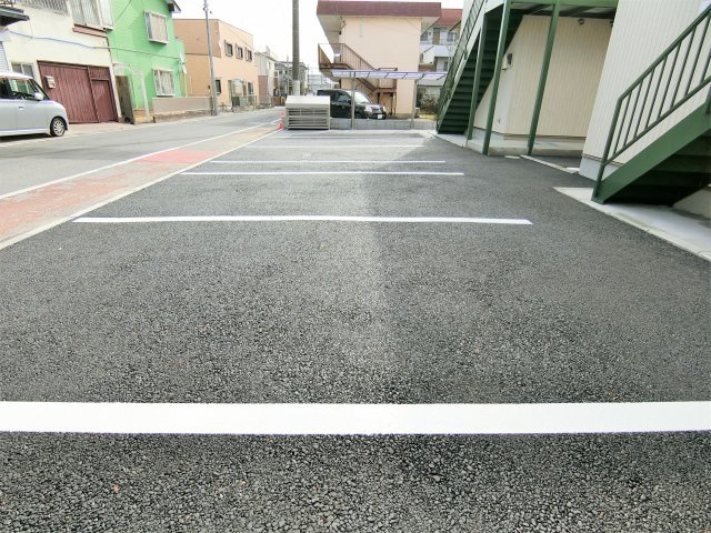 リーフィアⅠ号棟の駐車場
