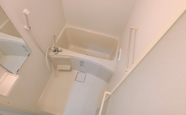 リーフィアⅠ号棟の浴室