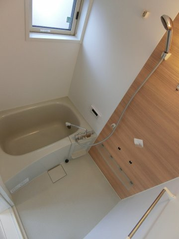 グランメゾン祇園の浴室|鏡取付前