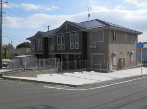 Niji-cort