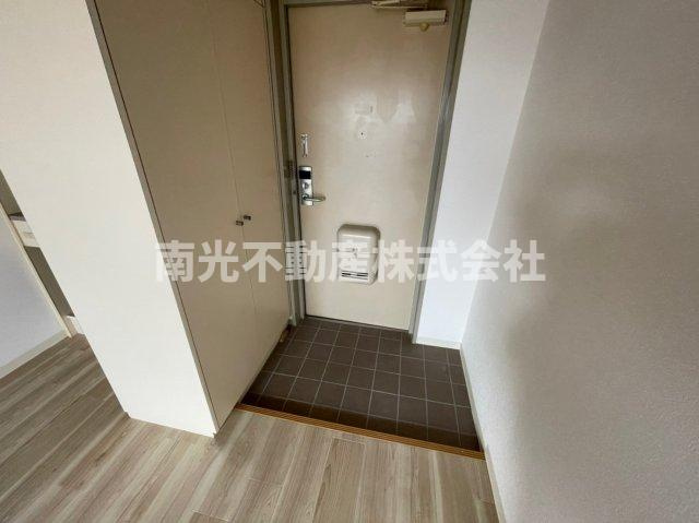 ロフティ岡田の玄関