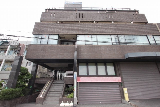 ロフティ岡田の外観