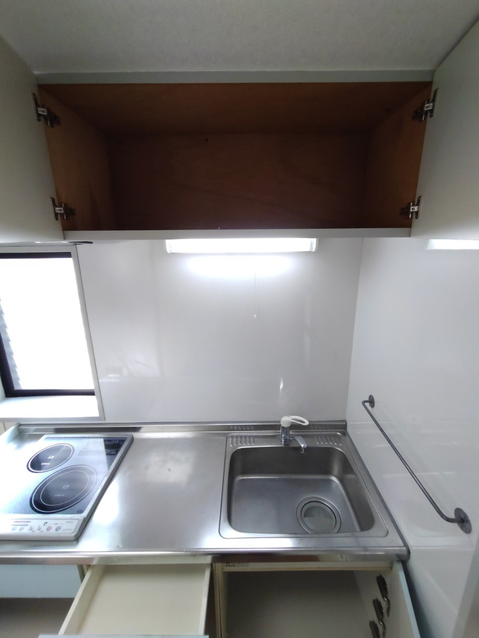 グランドール天神のキッチン|キッチン上部