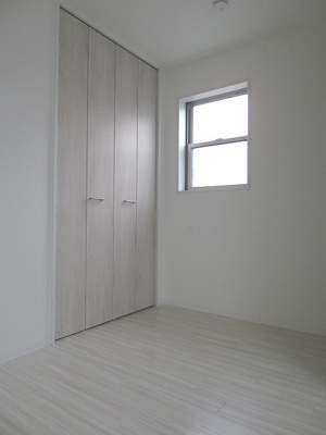 【洋室】 | REGALO野里Ⅱ番館