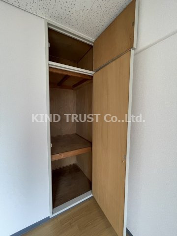 エスコート中崎の収納