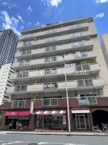 エスコート中崎の外観