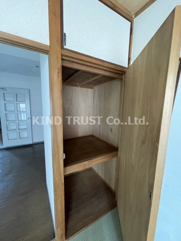 エスコート中崎の収納