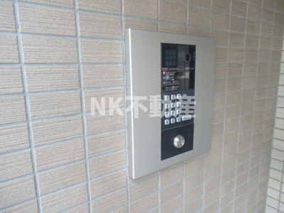 【セキュリティ】 | Y'z Lucao(ワイズルカオ）（新石切賃貸） | オートロック付きです