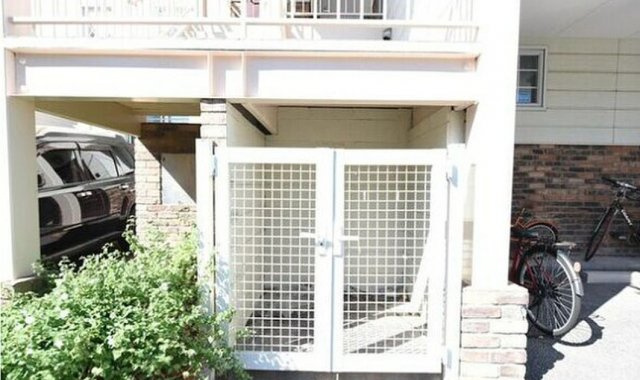HOUS ED EEPI(ハウスドエピ)のエントランス|エントランスです
