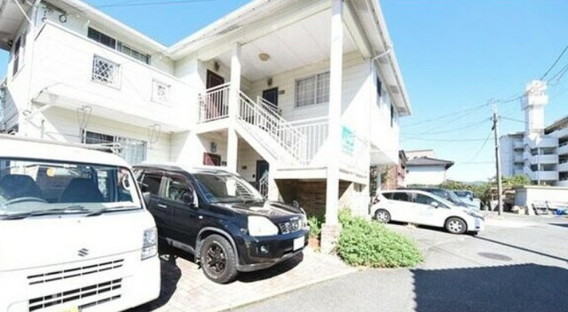HOUS ED EEPI(ハウスドエピ)の駐車場|駐車場に車を止められます