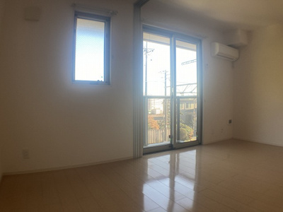 【内装】 | スリーエイト扇