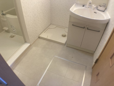 【洗面所】 | スリーエイト扇