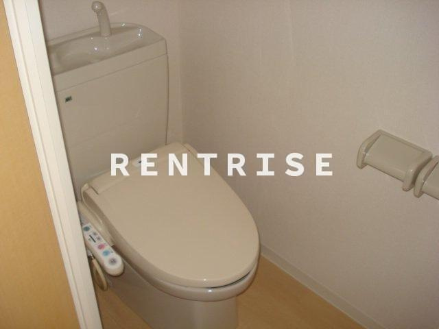 ＣｈａｍｐｓＤｏｒｅｓ（シャンドーレ）のトイレ|シャワー付トイレ