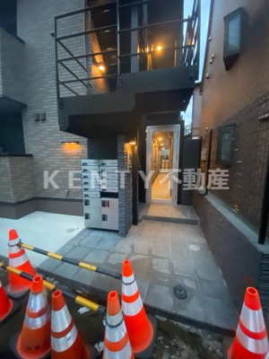 【エントランス】 | グランクオール梅屋敷 | 建物の内部です