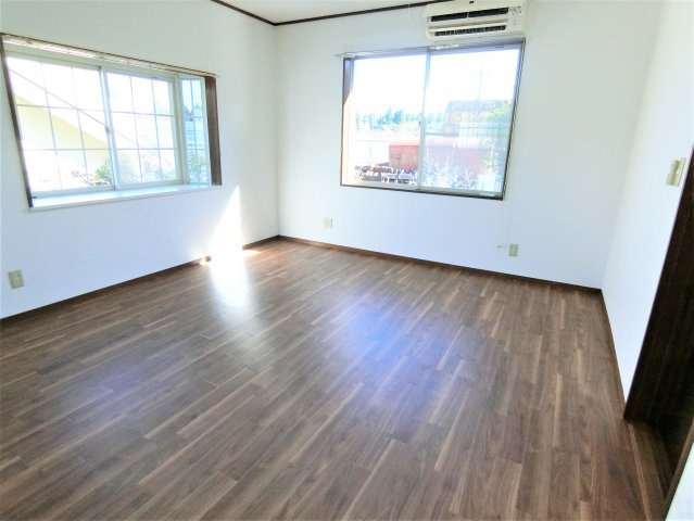 八街市吉倉貸家の居間・リビング